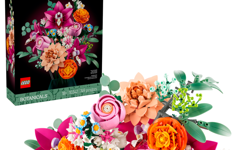 Piękny bukiet różowych kwiatów - 1